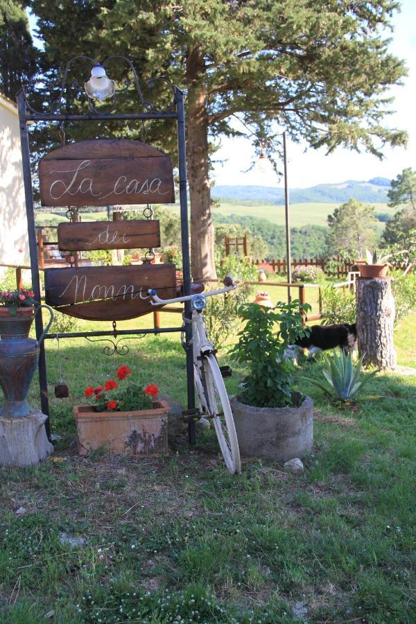 La Casa Dei Nonni Villa Chianni Exteriör bild